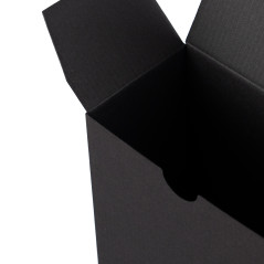 Musta pitkulainen laatikko | 142x77x171 mm | Superbox