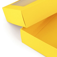 Keltainen lahjarasia ikkunalla | 200x110x50 mm | Superbox