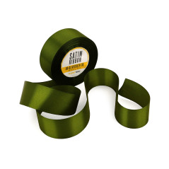Leveä oliivinvihreä satiininauha, 38 mm leveä