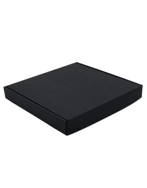 Musta neliönmuotoinen lahjalaatikko