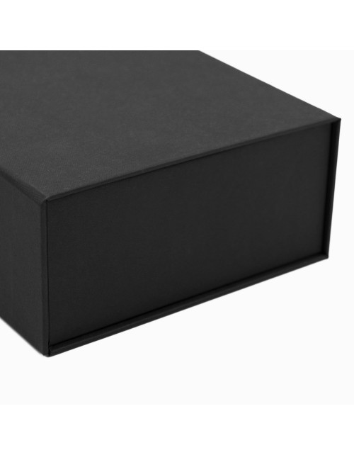 Ylellinen jäykkä musta flip top-laatikko