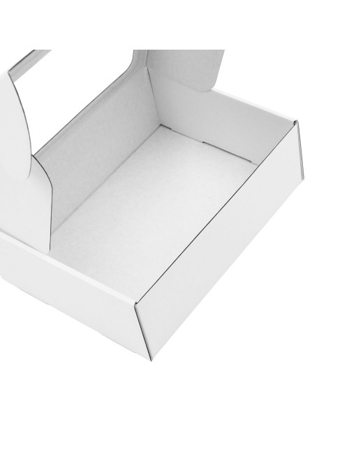 Valkoinen A5-formaatin lahjapakkaus, jossa on ikkuna