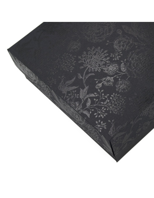 Musta neliönmuotoinen lahjapaketti, korkeus 8 cm, kannellinen, RUUSUT