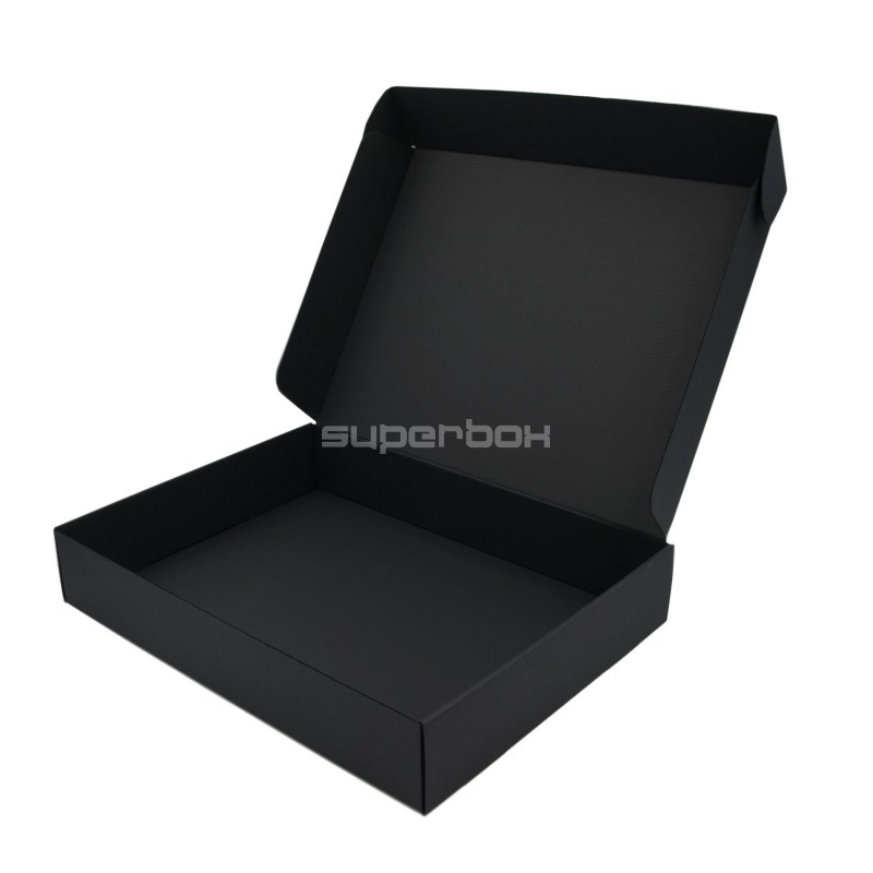 Quick Closing Large Black Box for Packing Clothes