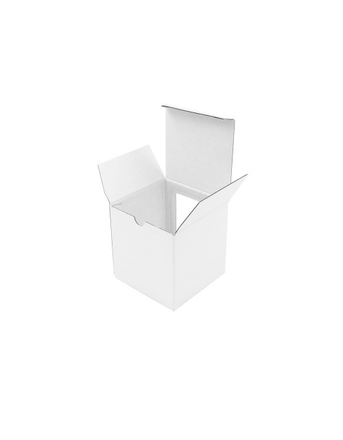 Valkoinen kuutionmuotoinen lahjapakkaus, jossa on kirkas ikkuna, kynttilöiden pakkaamiseen pakkaamiseen