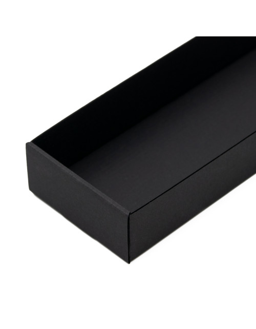Musta pitkä lokero lahjasettien pakkaamiseen, pituus 26,5 cm