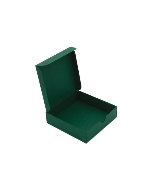 Maža kvadratinė dėžutė įleidžiamu dangteliu iš žalio kartono