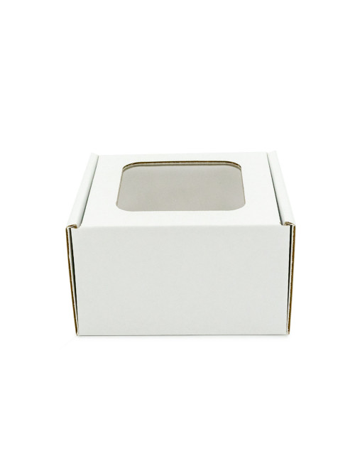 Mini kuution muotoinen laatikko, jossa on kirkas ikkuna Suljettu